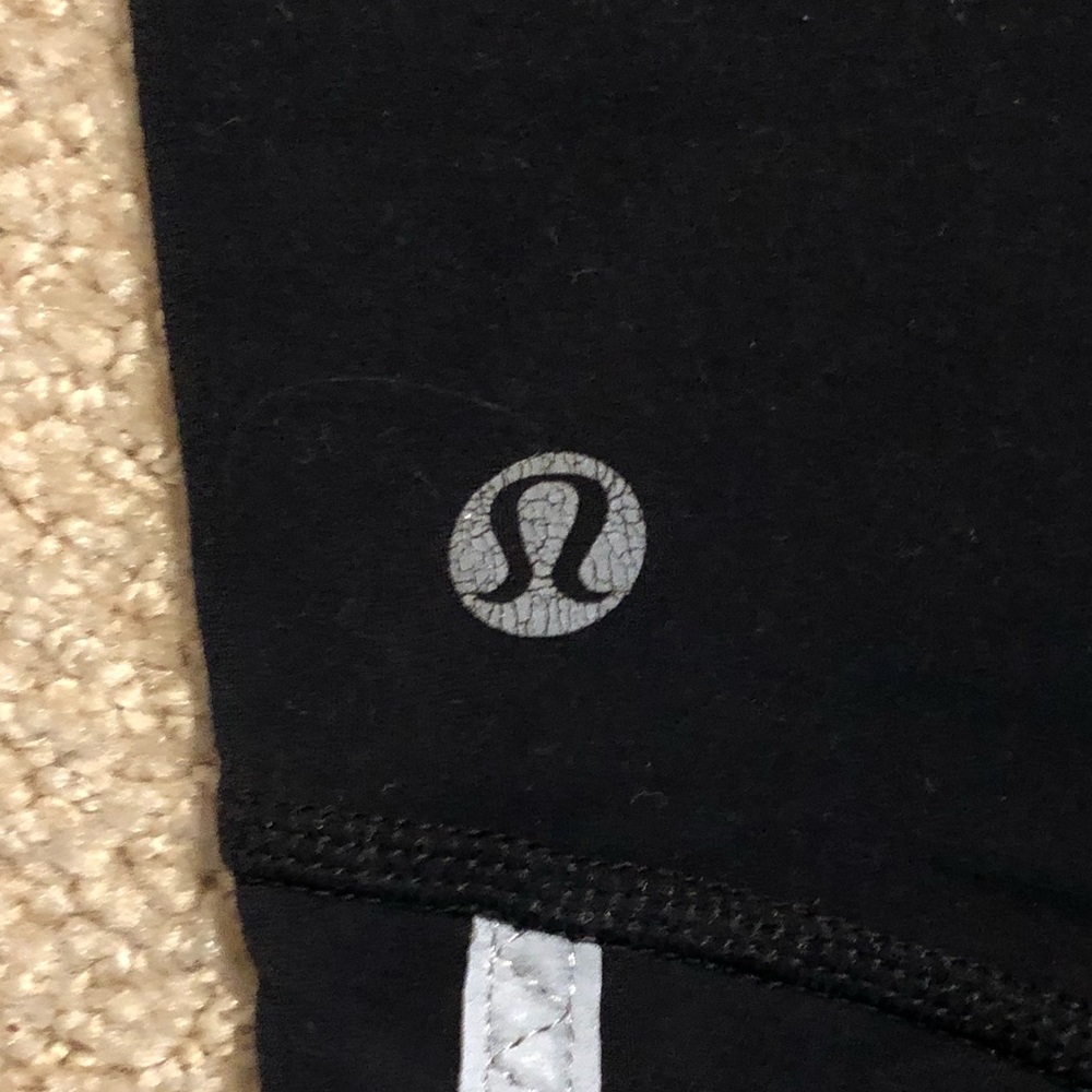 Black Lululemon leggings